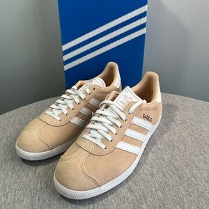 Adidas Classic Gazelle Suede Sneaker Halo Blush Women's Shoe Size 7.5 ID7006​